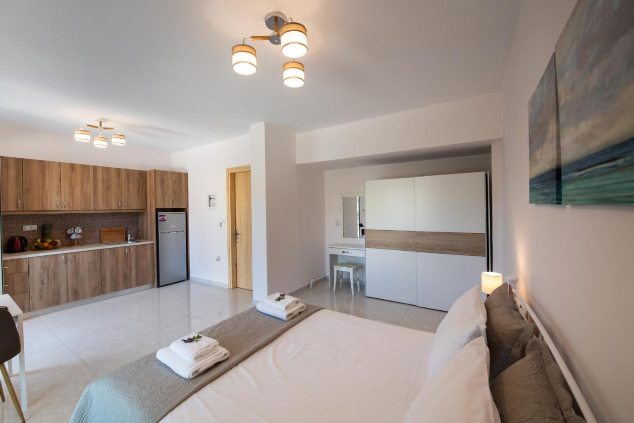 Bounatsa Studios & Apartments 니드리 외부 사진