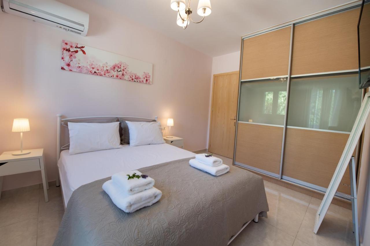 Bounatsa Studios & Apartments 니드리 외부 사진