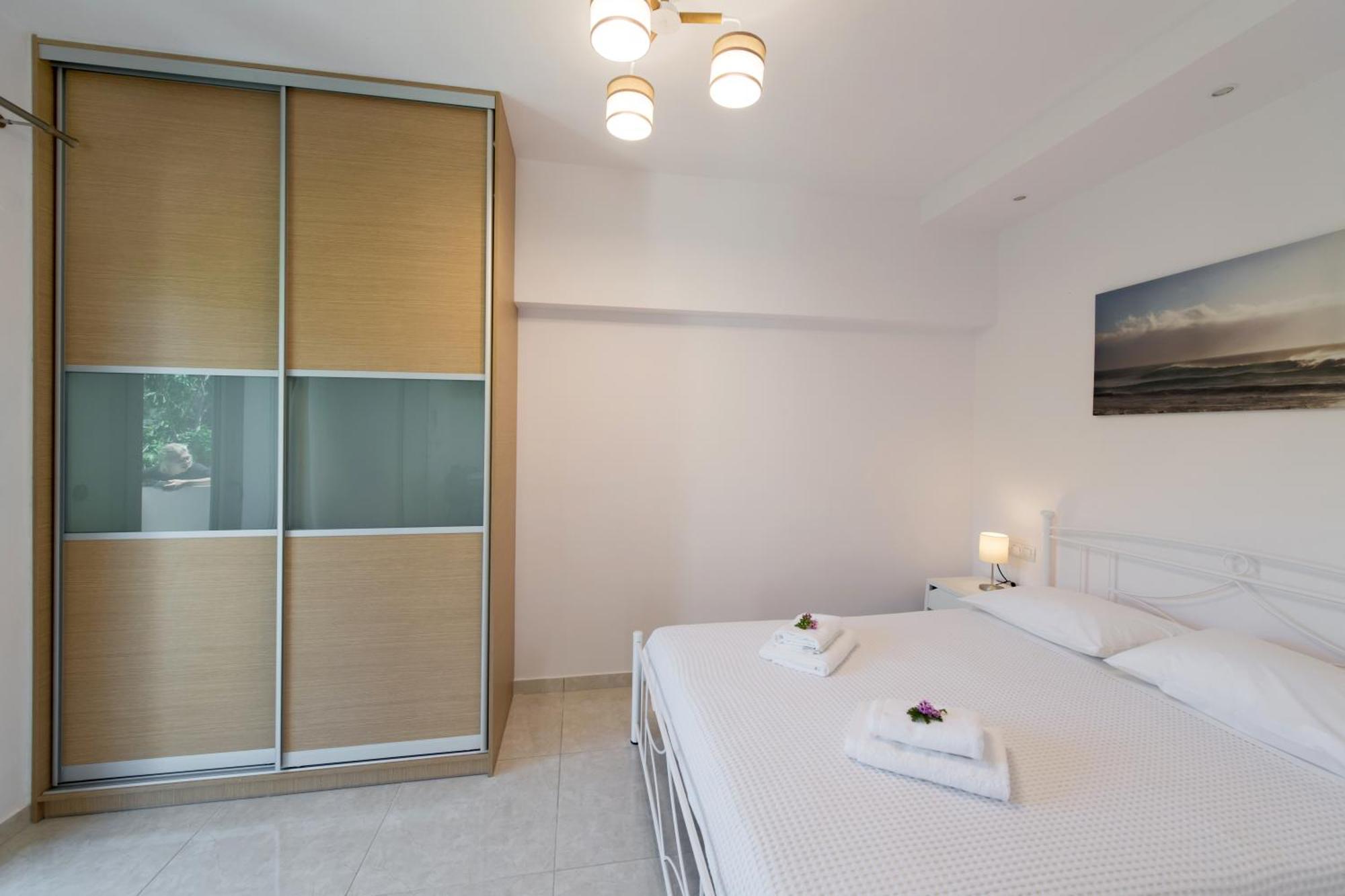 Bounatsa Studios & Apartments 니드리 외부 사진